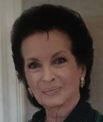 Marilyn Gray's Instagram, Twitter & Facebook