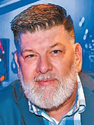 Cape Coral Weekend Breeze by BreezeNewspapers