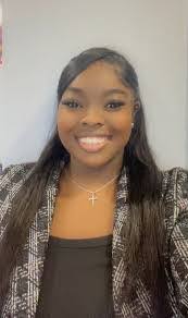 Eartha Ellison's Instagram, Twitter & Facebook