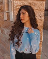 pin by رمزيات on رمزيات teenage girl photography girl trends cute girl poses