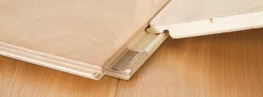 Elle assure un confort thermique et surtout acoustique ainsi que la bonne tenue du revêtement de sol dans le temps. Parquet Sol Stratifie Ou Pvc Nos Conseils De Pose Point P
