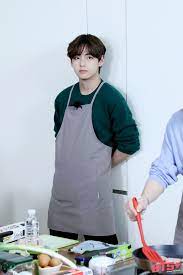 pin by lia kimran on 방탄소년단 防彈少年團 bts in 2021 bts taehyung taehyung run bts