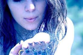 annie.angel (@annieangel9)