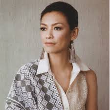 Fitness Fashion: Flanking next to Dee