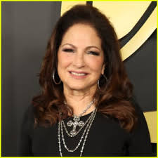 Pam Anderson's Friday Night Fun: Photo 872091