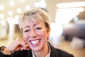 Nikki Iles im Porträt