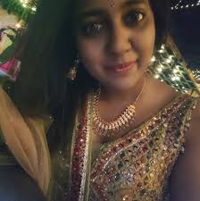 🌼SET PUTERI PERAK🌼👸 busana ala2 pencak yang masih dikekalkan tradisi  nya..⚜️ . Berminat nak buat tempahan Baju Pengantin yang cantik macam ni?  🤩🤩🤩 . Kami nak bantu bakal2 pengantin, butik pengantin, wedding