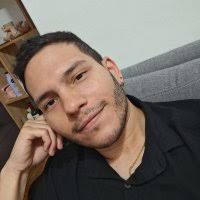 Adrian Abreu (@AdriOlogia)