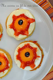 Si Vous Fetez Halloween Ou Pas Voici Une Idee Sympa A Realiser Avec Les Enfants Ou Pas Une Idee Qui M Est Venue S Halloween Oeuf Au Plat Idees Sympas