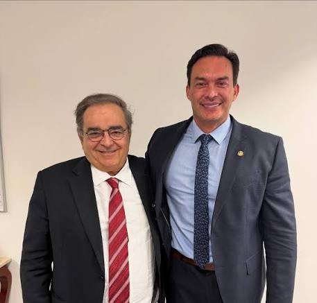 Visitando o senador Styvenson Valentim, no seu gabinete em ...