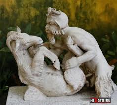 Les 15 découvertes archéologiques les plus sexuellement explicites, de la  poterie porno à la zoophilie