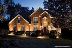 Invisible Landscape Lighting I Cannot Tell If These Are Up Lights Or Down Lights Outdoor Landscape Lighting Exterior House Lights Landscape Lighting