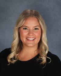 Ellie Begg's Instagram, Twitter & Facebook