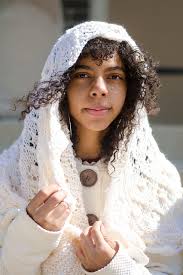 Ravelry: Snow White Lace Mantilla pattern by Lauren McElroy