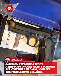 🔴 Un 21enne italiano, studente universitario, è stato arrestato dalla  Digos di Salerno e dalla Direzione centrale della Polizia di prevenzione  con le accuse di detenzione di materiale con istruzioni sulla preparazione