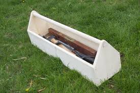 Vintage homemade tool box, this box is made from old crates. How To Make A Wooden Toolbox The Art Of Manliness