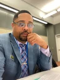 Miguel Mcdermott's Instagram, Twitter & Facebook