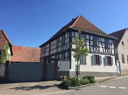Saniert man ein haus, kommt es schon auf die richtige reihenfolge an. Neu Bauen Oder Altbau Sanieren Doma Architekten Bauen