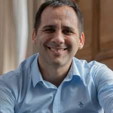 Los funcionarios que acompañaron a Batakis renunciaron hoy y se espera que  Massa designe a sus sucesores