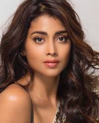 Shriya Saran Age Photos Family Biography Movies Wiki Latest News Filmibeat Shriya saran does an encore!