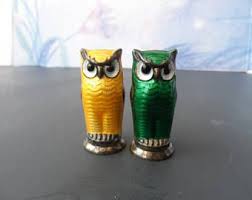 Sterling Silver Bird Salt And Pepper Shakers Vintage 1930 David Andersen Norway Sterling Silver Enamel Owl Salt Pepper Shakers Enamel 925 Sterling Silver Green Yell With Images Salt Shaker Salt Pepper Shakers Salt