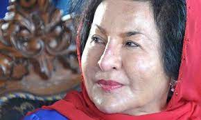 Isu tidak hanya berhenti disitu sahaja, terdapat sumber yang mengatakan pejabat perdana menteri telah mewujudkan sebuah jabatan misteri yang baru yang diletakkan atas nama akronim jabatan f.l.o.m (first lady of malaysia) dengan melantik datuk siti azizah binti sheikh abod sebagai pegawai khas. Ex First Lady Charged In 1mdb