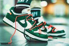 Inspired by the nike air max 90, the nike air max excee is a celebration of a classic through a new lens. On Foot Look Off White X Nike Dunk Low Pine Green Sneaker Freaker