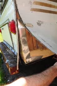 Vintage Trailer Restoration Sheet Metal Patches And Exterior Bodywork Verbouwde Kampeerwagens Kampeerwagens Camper