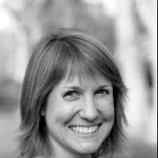 Kari Sutherland's Instagram, Twitter & Facebook