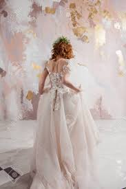Keeping that in mind, these brides wear red during the wedding customs. Elegant Red Haired Girl Bride Young Beautiful Woman In Wedding Stock Photo Picture And Royalty Free Image Image 130777369