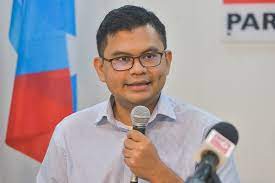 Beliau lebih dikenali sebagai yb akmal nasir dan kini telah bergelar sebagai ahli parlimen johor bahru. Ucapan Penggulungan Kongres Nasional Keadilan Oleh Ketua Amk Akmal Nasir Parti Keadilan Rakyat