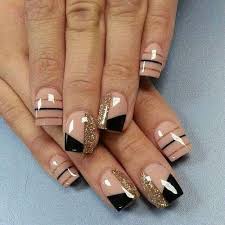 Black and white acrylic nail designs look amazing on squre shaped nails. 50 Stylish Acrylic Short Nail Design Ideas
