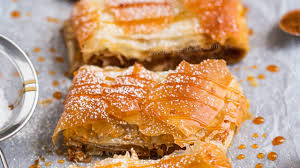 Phyllo dough seems intimidating but it's actually quite easy. Easy Apple Strudel Annie S Noms