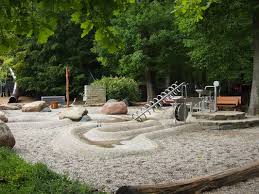 Bitte beweise, dass du ein mensch bist. Spielplatz Parc Merveilleux Bettembourg Kids In Luxemburgs Webseite