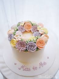 Bite into fresh floral birthday cakes! Mix Pastel Buttercream Flower Cake Flower Cake Dessert Decoration Flower Cake Design