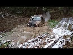 Nivy I Uaz Patriot V Gryazi Youtube
