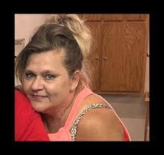 Donna Straw's Instagram, Twitter & Facebook