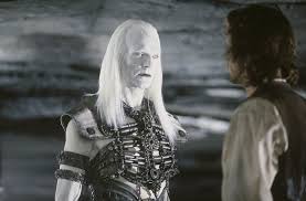 Alexander soon realizes that any attempt to save emma will invariably result in her death through other circumstances. The Time Machine 2002 Martyn Glanville