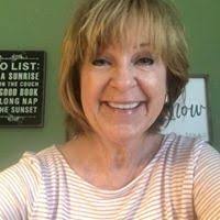 Peggy Hooker's Instagram, Twitter & Facebook