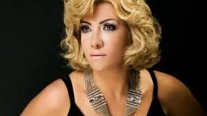 أعلنت الفنانة لقاء سويدان اعتزالها التمثيل والغناء لعدم قدرتها على مجاراة التغيرات التي تشهدها الساحة الفنية حاليا. Ù„Ù‚Ø§Ø¡ Ø³ÙˆÙŠØ¯Ø§Ù† Ø­Ø²ÙŠÙ†Ø© ÙƒÙ€ Ù…Ø·Ù„Ù‚Ø© Ù„ÙƒÙ† Ø§Ù„Ø¹ÙˆØ¯Ø© Ù„Ù€ Ø­Ø³ÙŠÙ† ÙÙ‡Ù…ÙŠ Ù…Ø³ØªØ­ÙŠÙ„Ø© Ø§Ù„Ø¨ÙˆØ§Ø¨Ø©