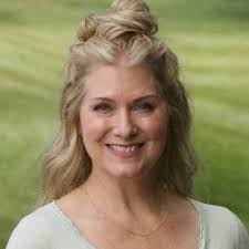 Heather Sartin's Instagram, Twitter & Facebook