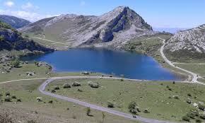 The lakes of covadonga are composed of two glacial lakes located on the region of asturias, spain. Wikiloc Picture Of Lagos De Covadonga Lago Enol Lago Ercina Y Minas De Buferrera 5 6