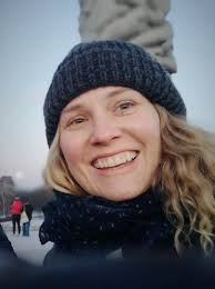 Inger Smith's Instagram, Twitter & Facebook