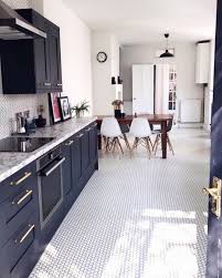 12 jul, 2021 posting komentar the most sought after kitchen wallpaper ideas can fill the need and want for more color, style and inspiration in your cooking space. Shaker Style Kitchen Ideas Love Renovate