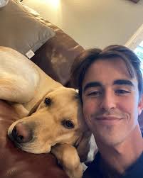 Summer with my better half! Everyone go wish @elizarhee good luck