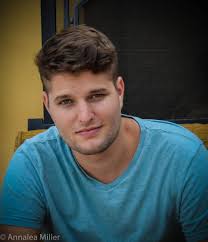 Look! It's Rob acting like an author (sort of)!