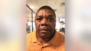 Quinton Perry's Instagram, Twitter & Facebook