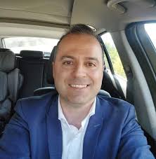 🍎La frutta si deve mangiare durante o fuori dai pasti? 👉Ascolta il video  per scoprire perché va bene mangiare la frutta a fine pasto. 😋Frutta come  spuntino? Se non soffri di diabete