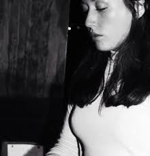 Beth Grace's Instagram, Twitter & Facebook