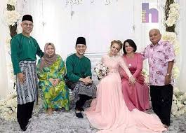 Cik cinderella & encik tengku | episod 1. Cik Bunga Cik Sombong Posts Facebook